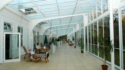 Im Wintergarten der Station Hans Lungwitz Im Wintergarten der Station Hans Lungwitz