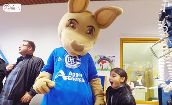 Kinderklinik-Gummersbach-VfL-Gummersbach-Weihnachtsaktion-2016_Video