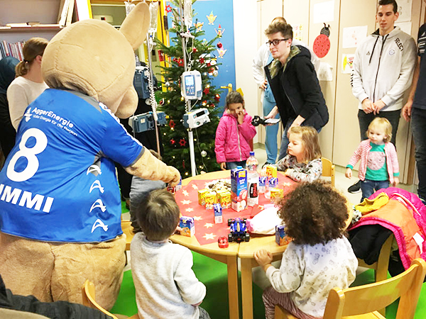 VfL-Gummersbach_Weihnachtsaktion-2016-Kreiskrankenhaus-Gummersbach-7