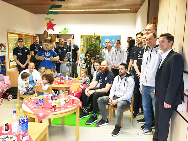 VfL-Gummersbach_Weihnachtsaktion-2016-Kreiskrankenhaus-Gummersbach-8 VfL-Gummersbach_Weihnachtsaktion-2016-Kreiskrankenhaus-Gummersbach-8