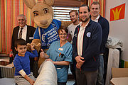 VfL-Gummersbach_Weihnachtsaktion-2014-Kreiskrankenhaus-Gummersbach-1 VfL auf Kinderstation